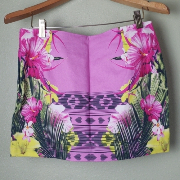 Buffalo by David Bitton Mini Skirt Hawaiian Size Small Beautiful - Picture 4 of 7